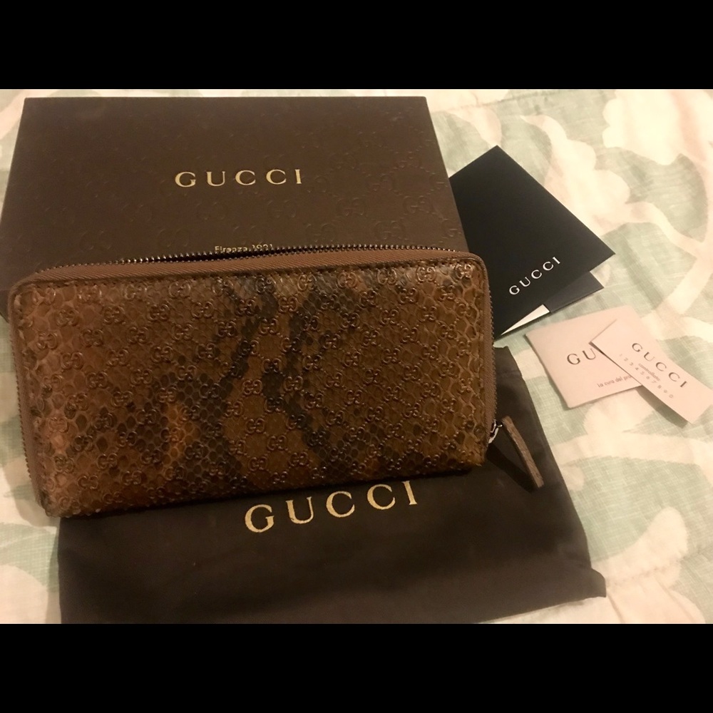 Gucci wallet